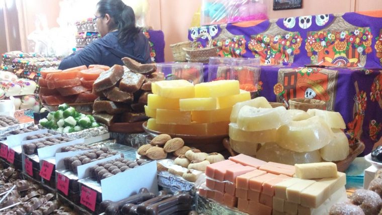 Feria del alfeñique - dulces y chocolates